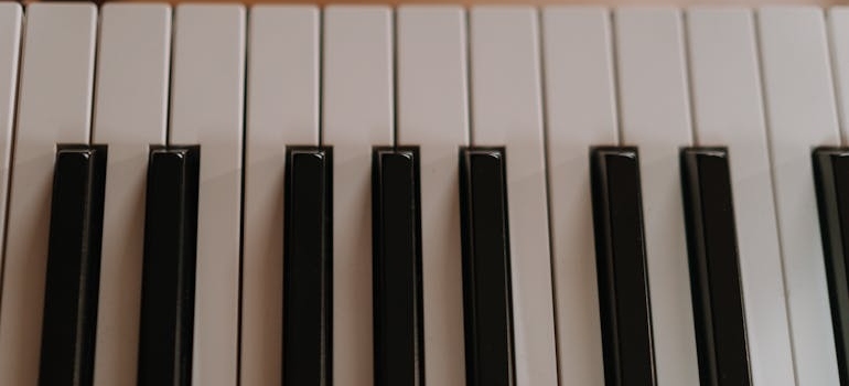 piano keys 