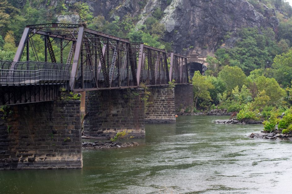 a bridge in west Virginia 